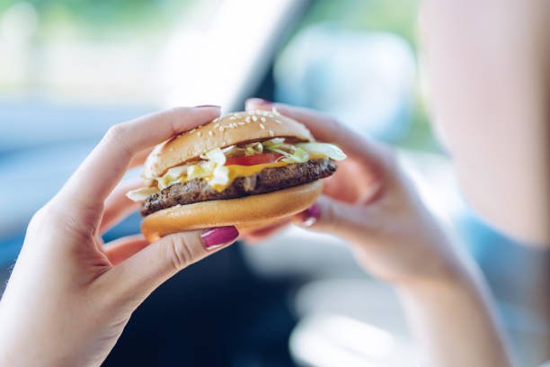 How can I find healthy options at fast food restaurants? How can I find healthy options at fast food restaurants?