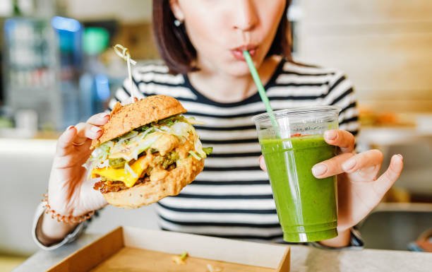 How do fast food restaurants maintain consistency in taste? How do fast food restaurants maintain consistency in taste?
