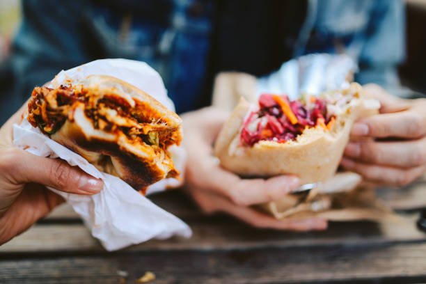 What are the health benefits and risks of consuming street food? What are the health benefits and risks of consuming street food?