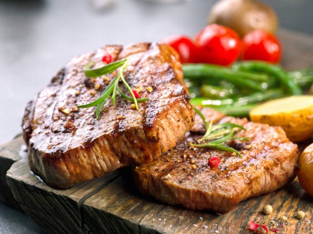 What Are Some Protein-Rich Foods That Are Low in Saturated Fat?